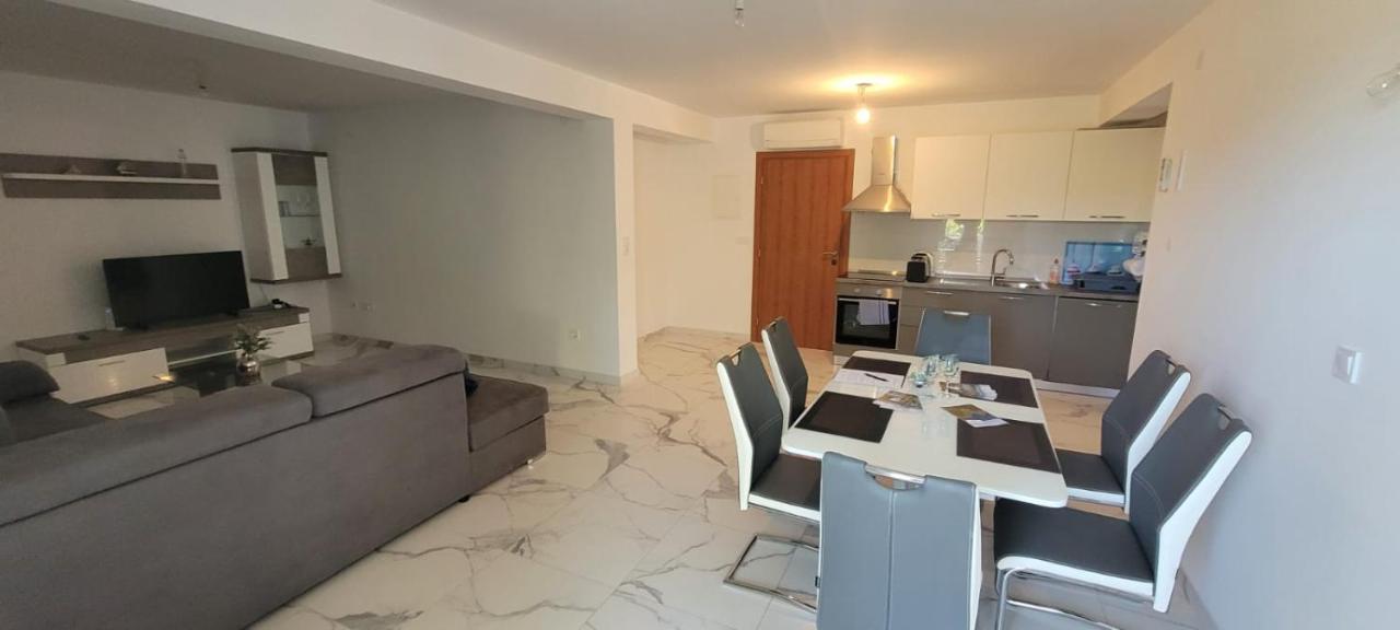Apartments San Lovište Extérieur photo
